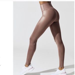 Alo High Waist Shine Airbrush Legging Coco Shine